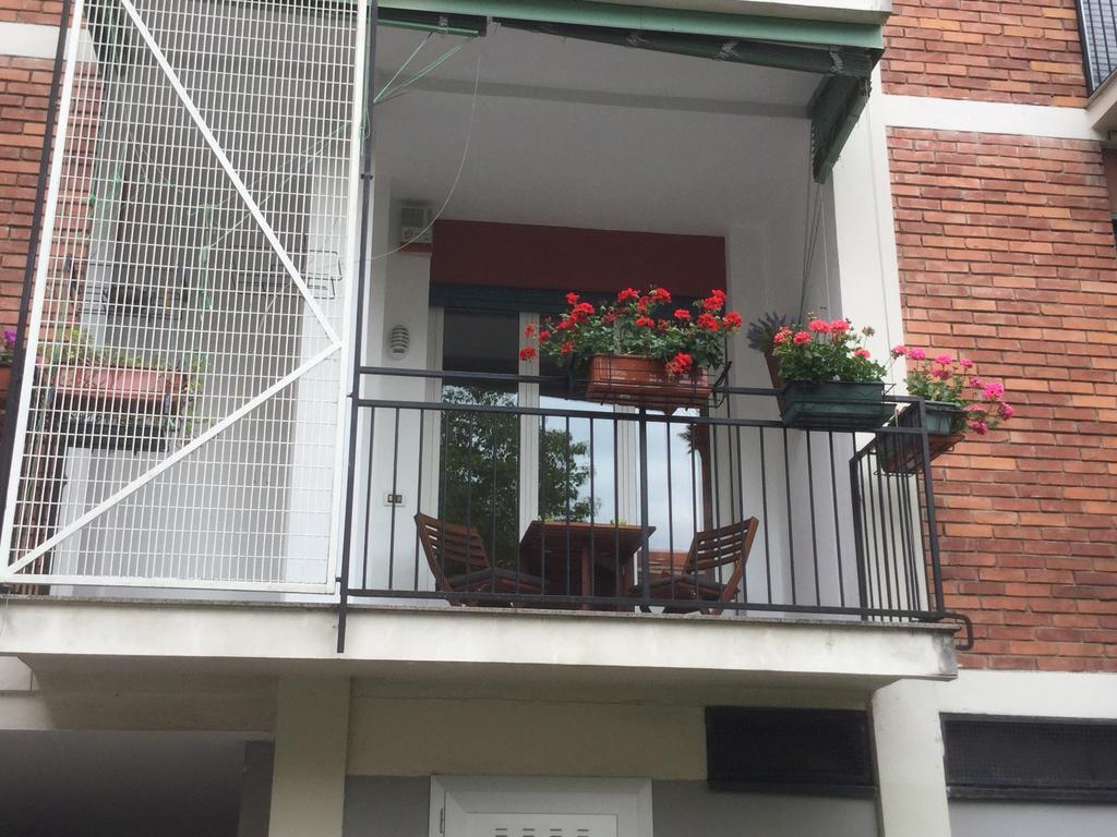 Cosy Corner Apartment Милано Екстериор снимка