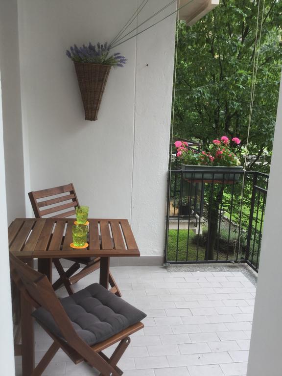 Cosy Corner Apartment Милано Екстериор снимка