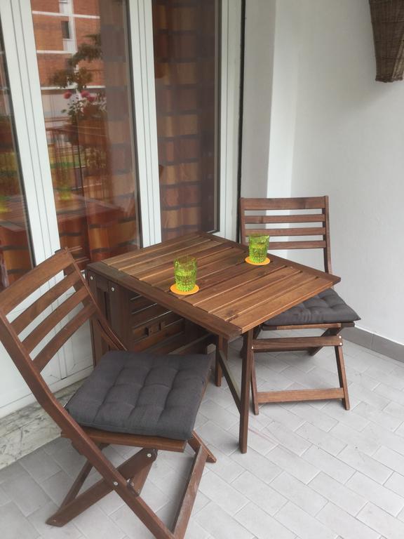 Cosy Corner Apartment Милано Екстериор снимка
