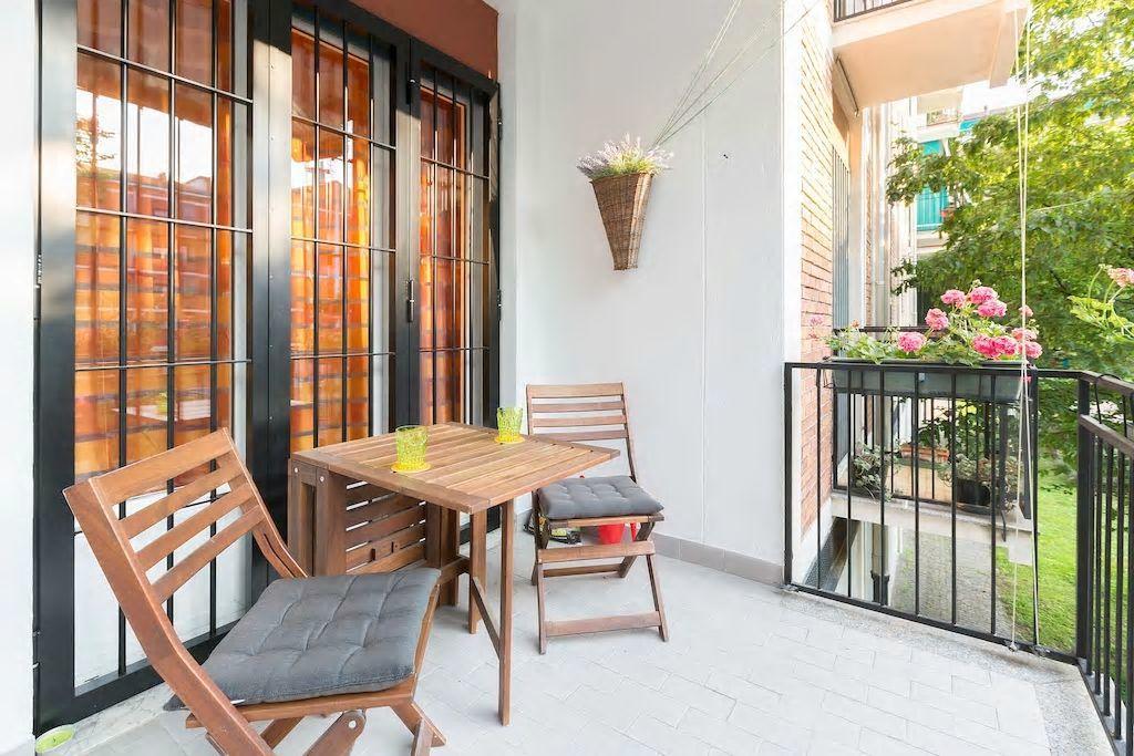 Cosy Corner Apartment Милано Екстериор снимка