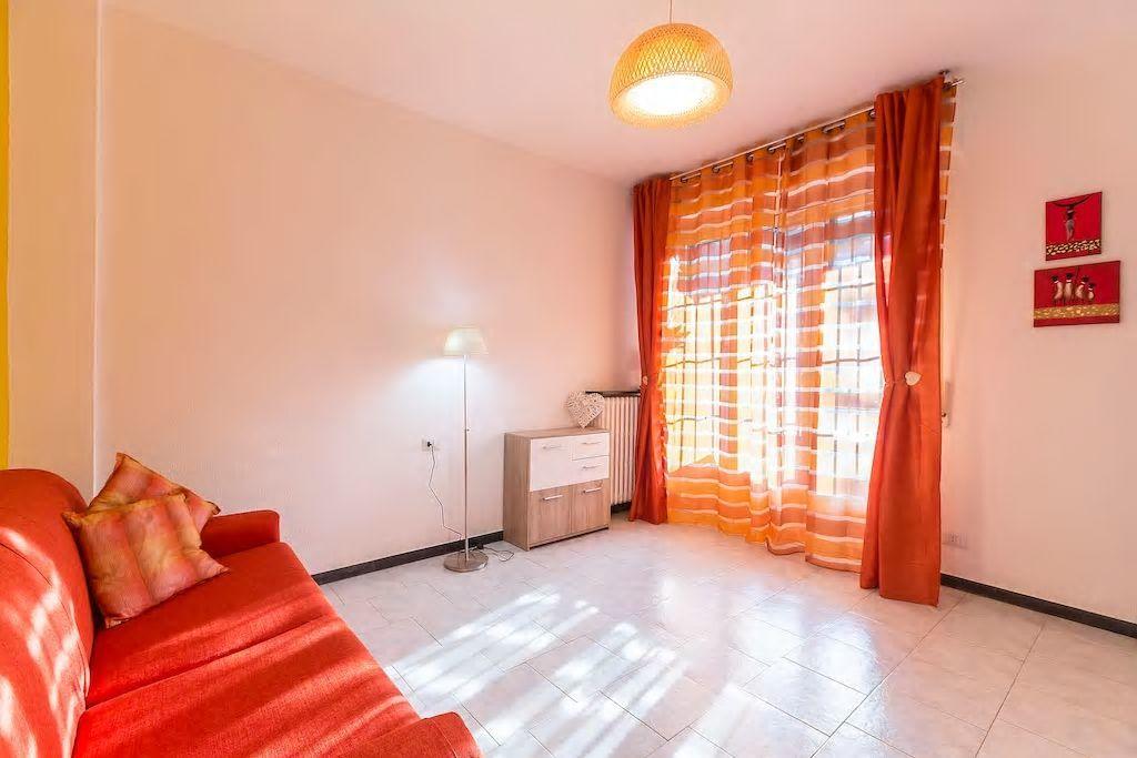 Cosy Corner Apartment Милано Екстериор снимка