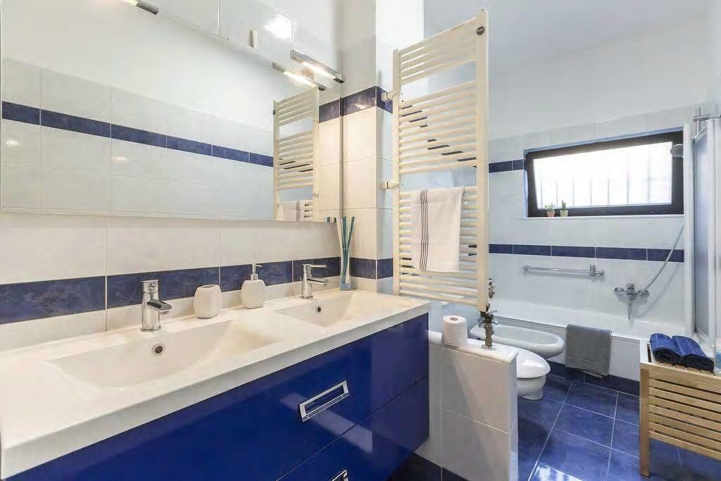 Cosy Corner Apartment Милано Екстериор снимка