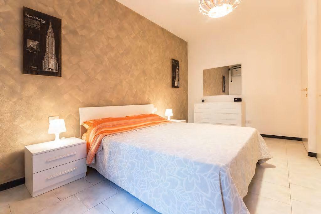 Cosy Corner Apartment Милано Екстериор снимка